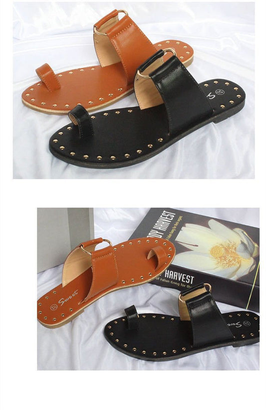Summer New Woman Slippers Flat Sandals Toe Fashion Rivet Outdoor Shoes Plus Size 43