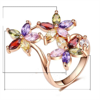 Ring Domineering Inlaid Color Elegant Crystal